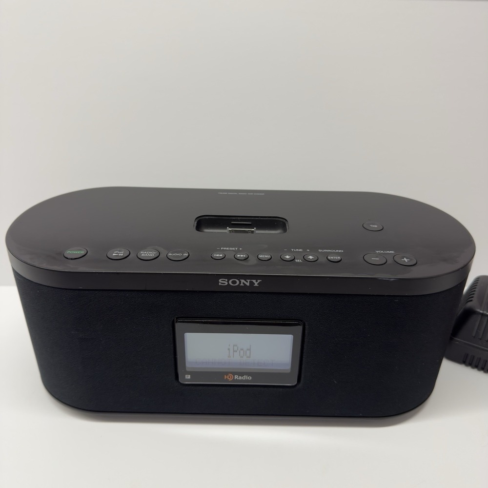 SONY XDR-S10HDiP AMFM HD Radio W/iPod Dock  Tested Working